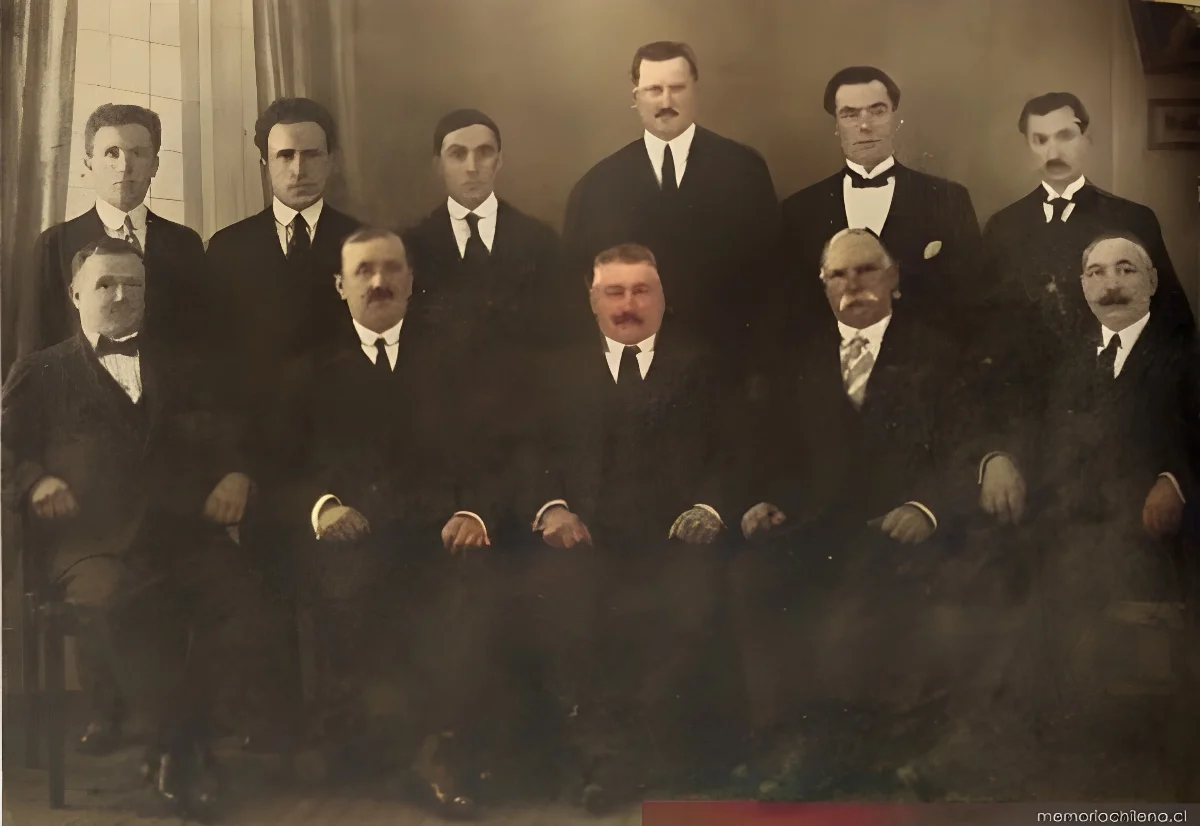 Directorio de Círculo Italiano de Punta Arenas, 1926 — 1926 | Chile de Ayer