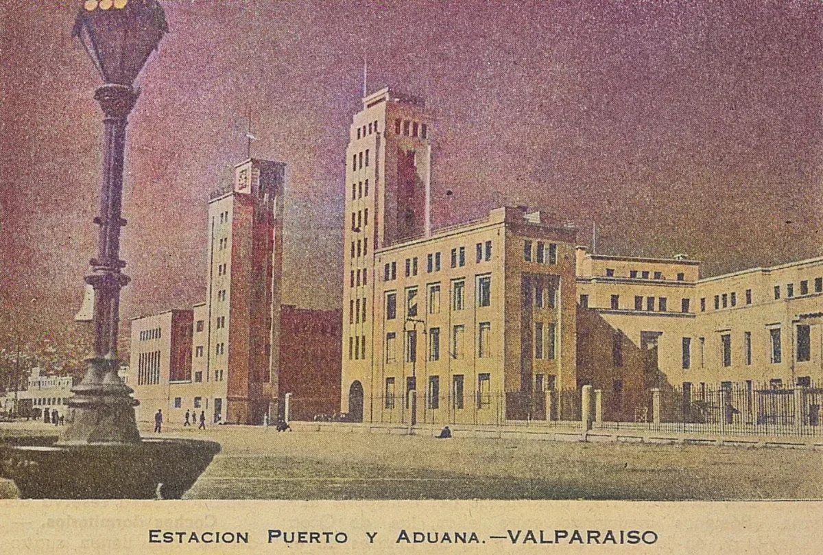 Estación Puerto y Aduana, Valparaíso, 1940 — 1940 | Chile de Ayer