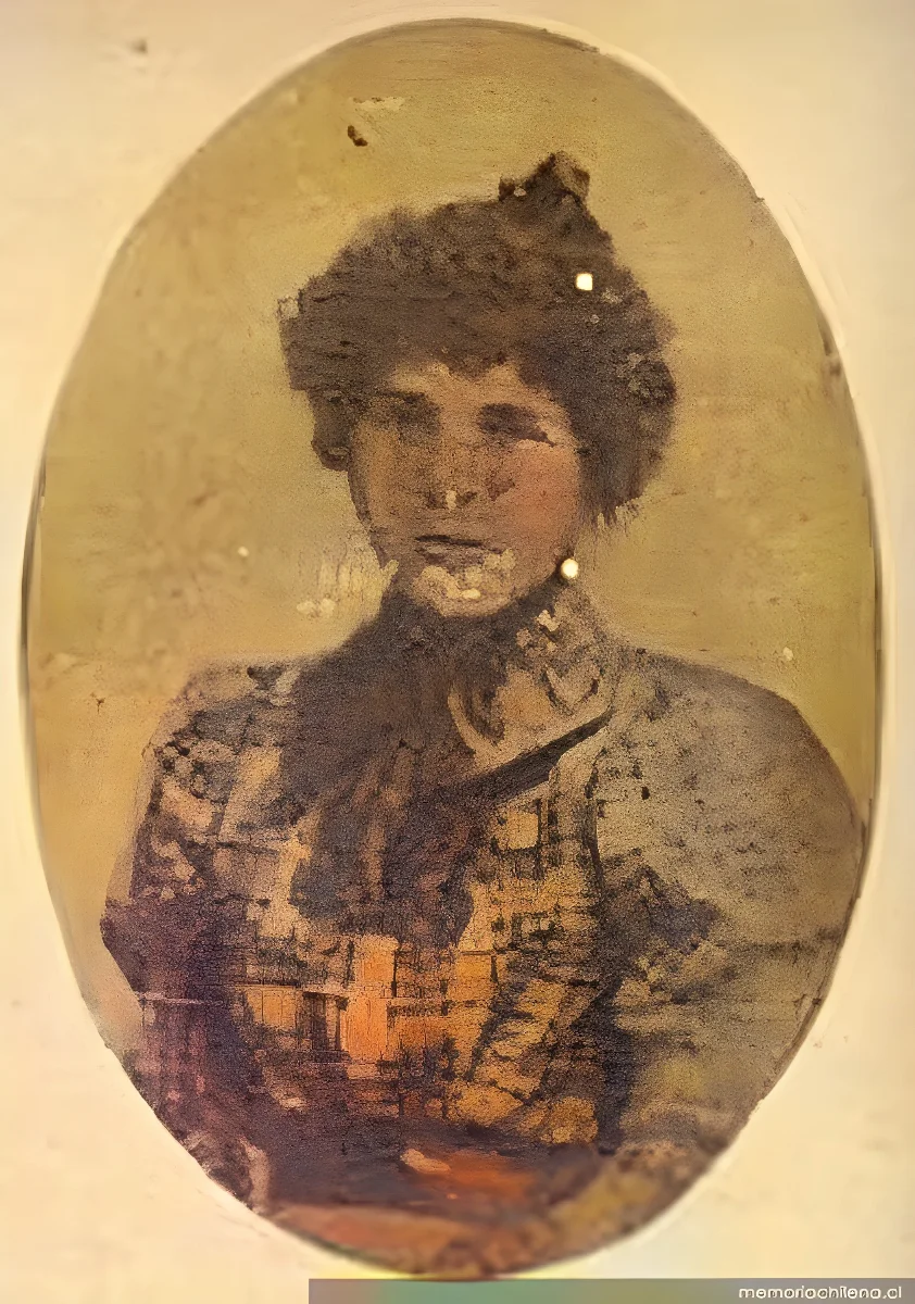 Gricelda Hinojosa, primera química-farmacéutica del país, 1899 — 1899 | Chile de Ayer