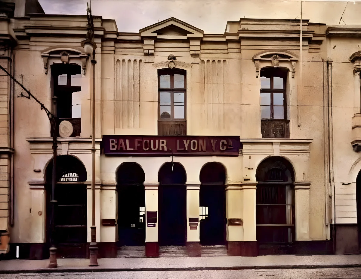 Oficinas en calle Blanco de Balfour Lyon y Cia. — Década de 1910 | Chile de Ayer