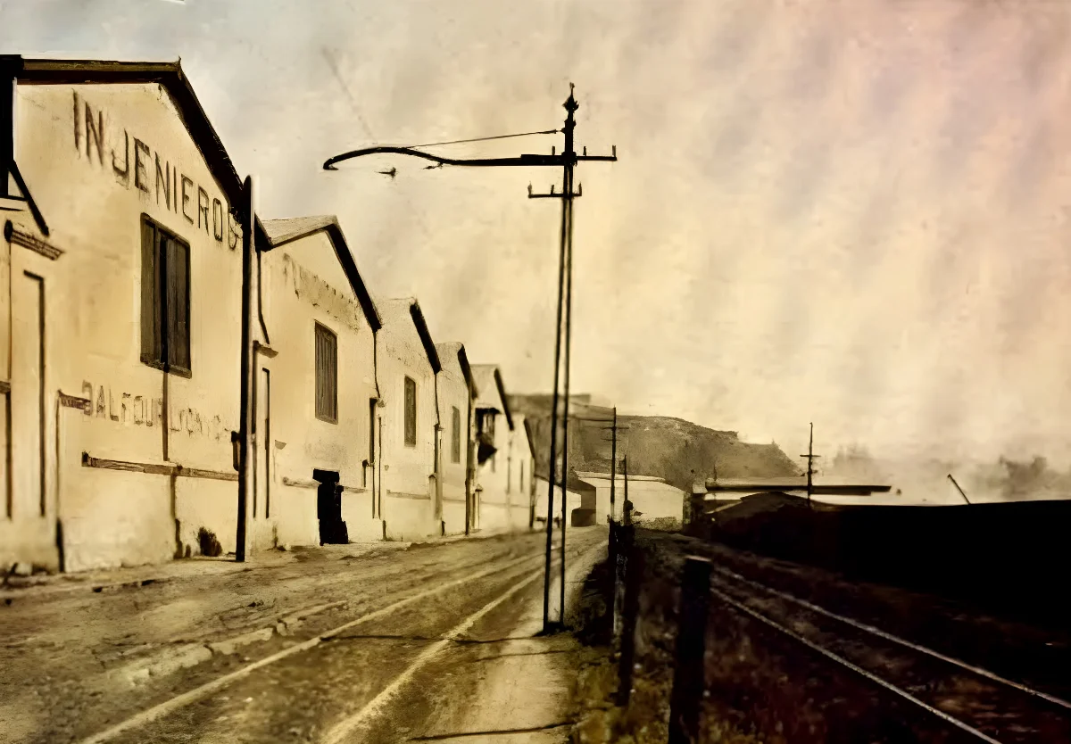 Maestranza en Los Sauces, hoy Caleta Portales, de la firma Balfour, Lyon y Cía. — Década de 1910 | Chile de Ayer