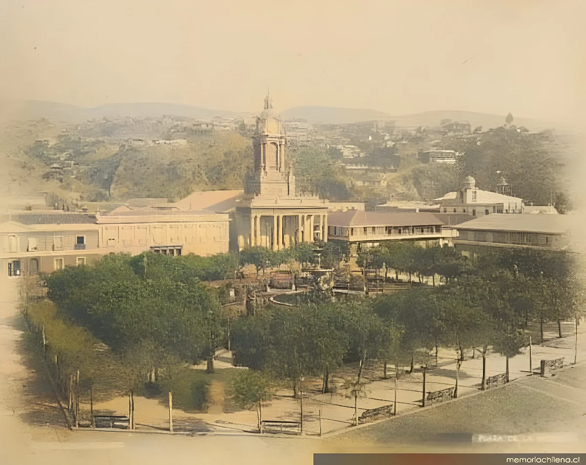 Plaza de La Victoria, Valparaíso, hacia 1890 — 1890 | Chile de Ayer
