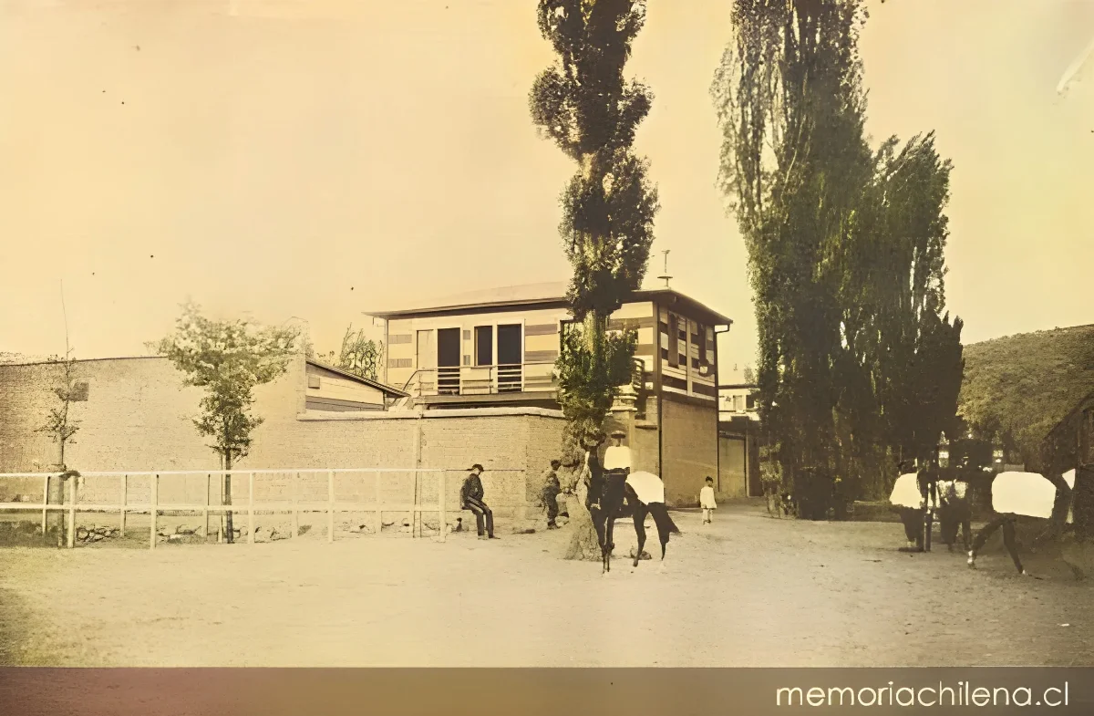 Cancha del Valparaíso Sporting Club, hacia 1913 — 1913 | Chile de Ayer