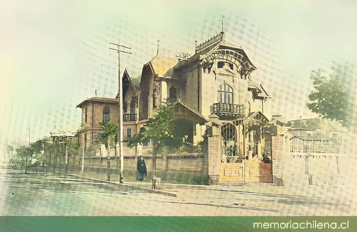 Casa habitación  del almirante don Juan Simpson, en la Avenida Libertad, hacia 1913 — 1913 | Chile de Ayer