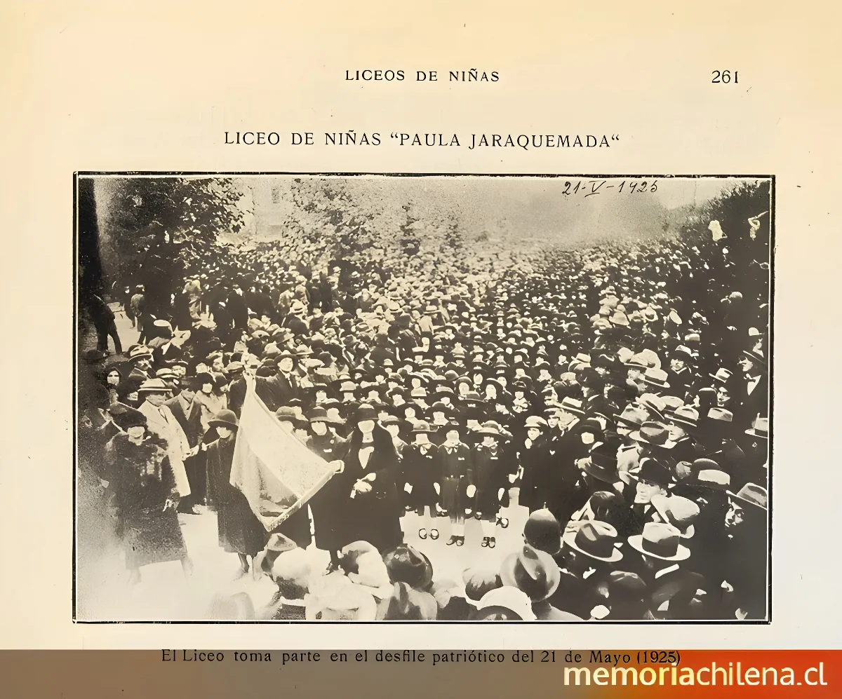 Liceo de Niñas " — 1925 | Chile de Ayer