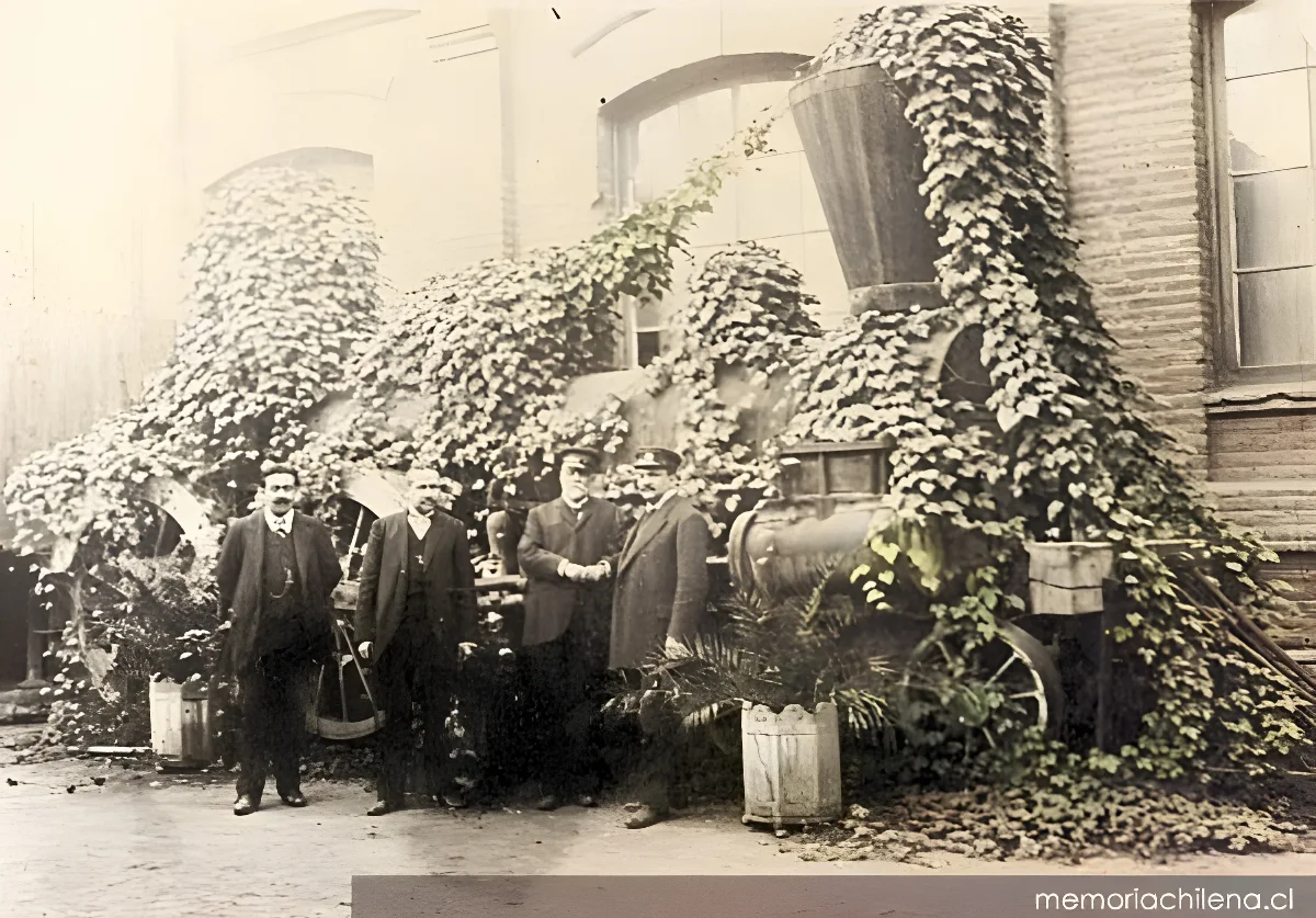 Locomotora Copiapó, hacia 1900 — 1900 | Chile de Ayer