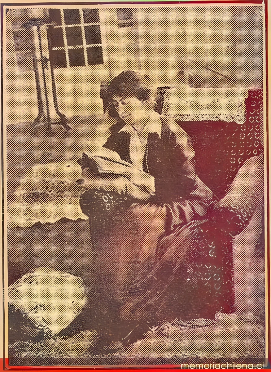 Inés Echeverría de Larraín, hacia 1920 — 1920 | Chile de Ayer