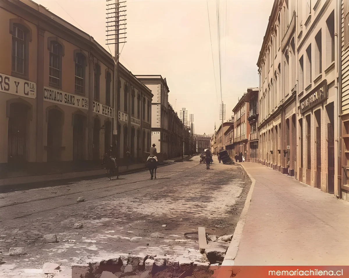 Calle Blanco, 1900 — 1900 | Chile de Ayer