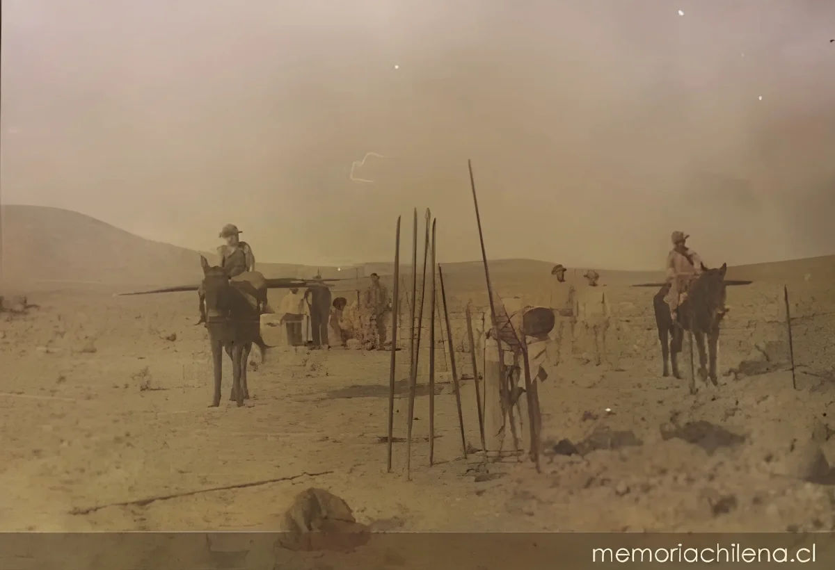 Obreros catando minas, 1906 — 1906 | Chile de Ayer