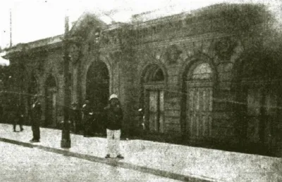 Antigua Municipalidad de Valparaíso, edificio emblemático del puerto. Arquitectura neoclásica del siglo XIX. — Municipalidad de Valparaíso — aprox. 1890 | Chile de Ayer