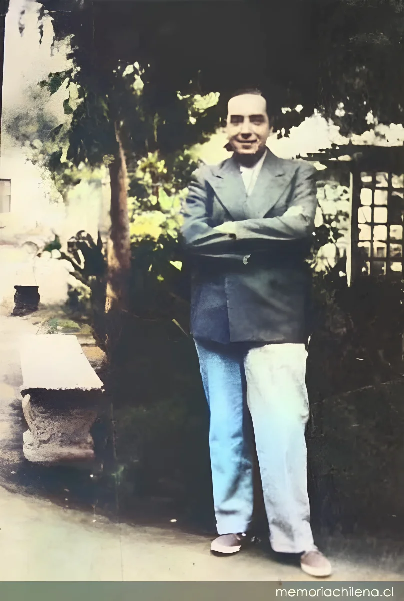 Julio Barrenechea, hacia 1930 — 1930 | Chile de Ayer