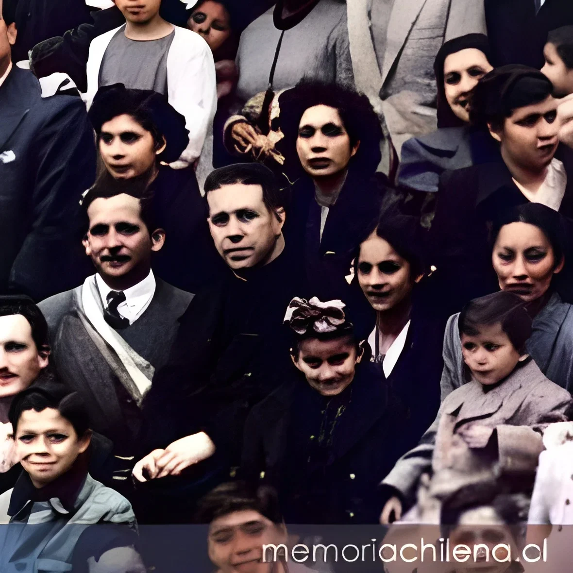 Padre Alberto Hurtado, hacia 1940 — 1940 | Chile de Ayer