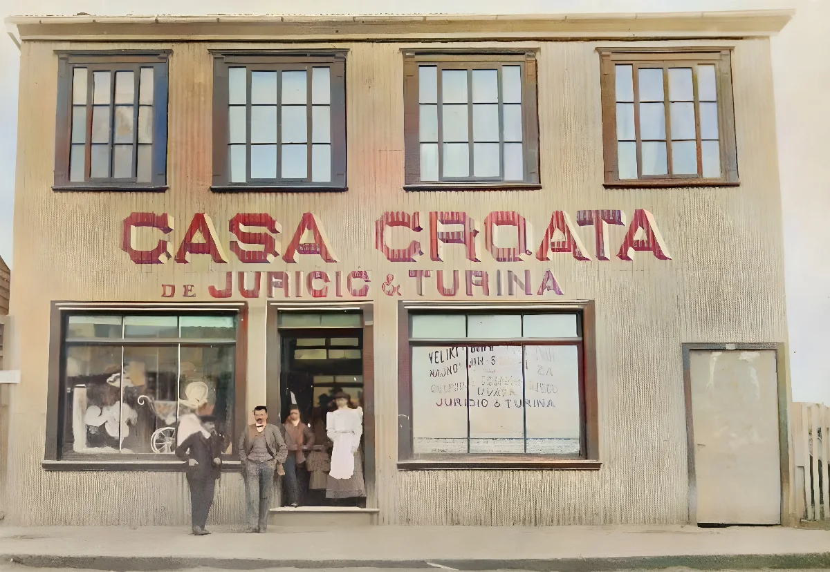 Casa Croata de Juricic y Turina, Porvenir, Tierra del Fuego, 1906 — 1906 | Chile de Ayer