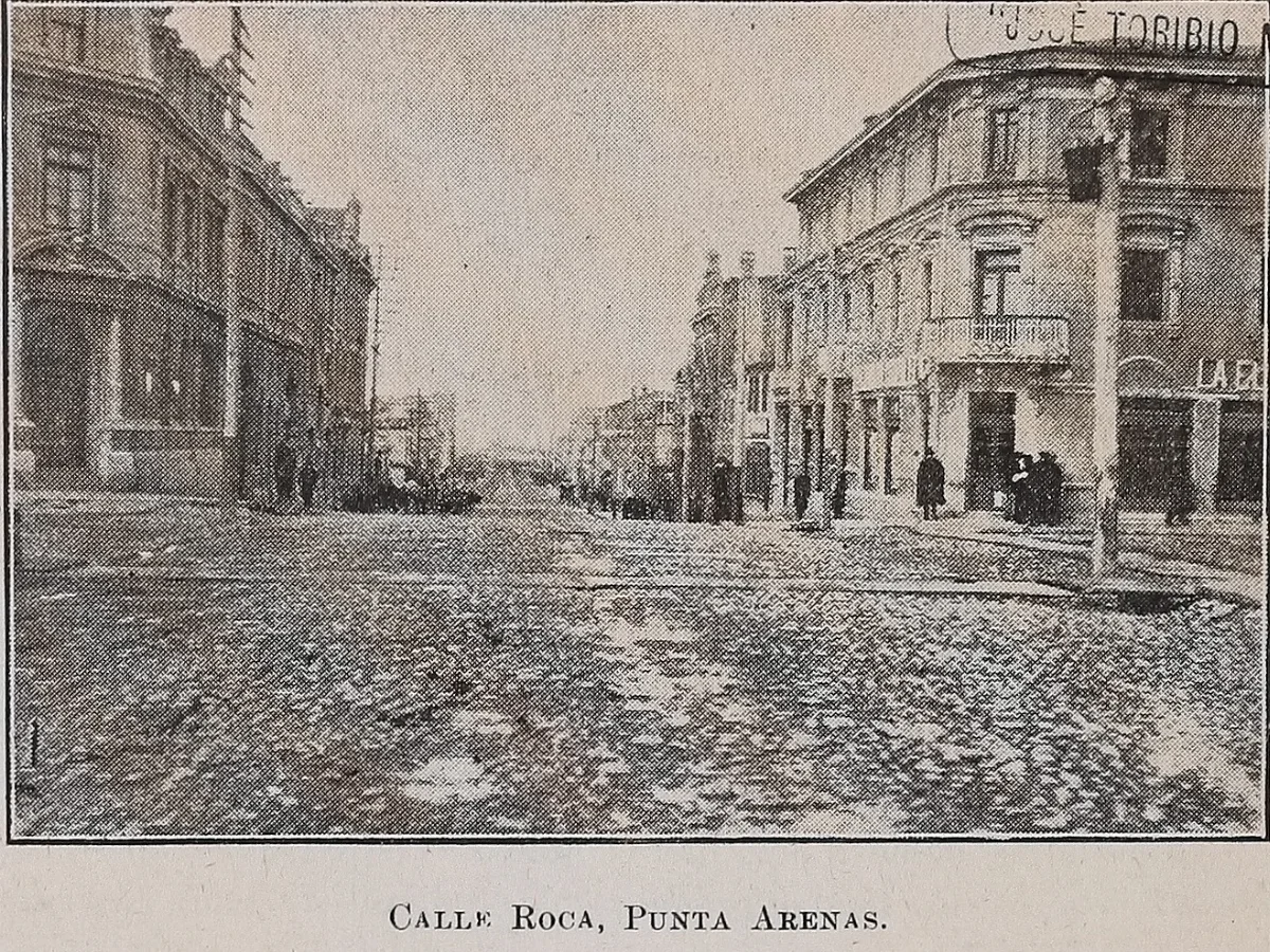 Calle Roca, Punta Arenas, 1920 — 1920 | Chile de Ayer