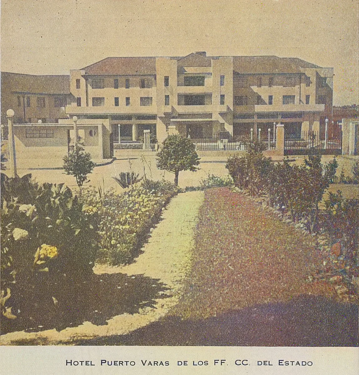 Hotel Puerto Varas, 1943 — 1943 | Chile de Ayer