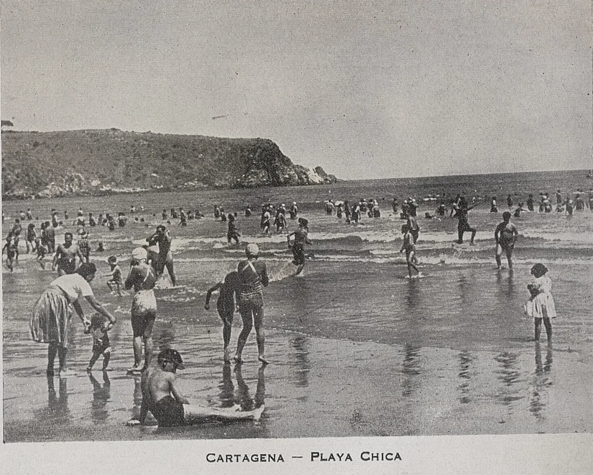 Playa Chica, Cartagena, 1944 — 1944 | Chile de Ayer