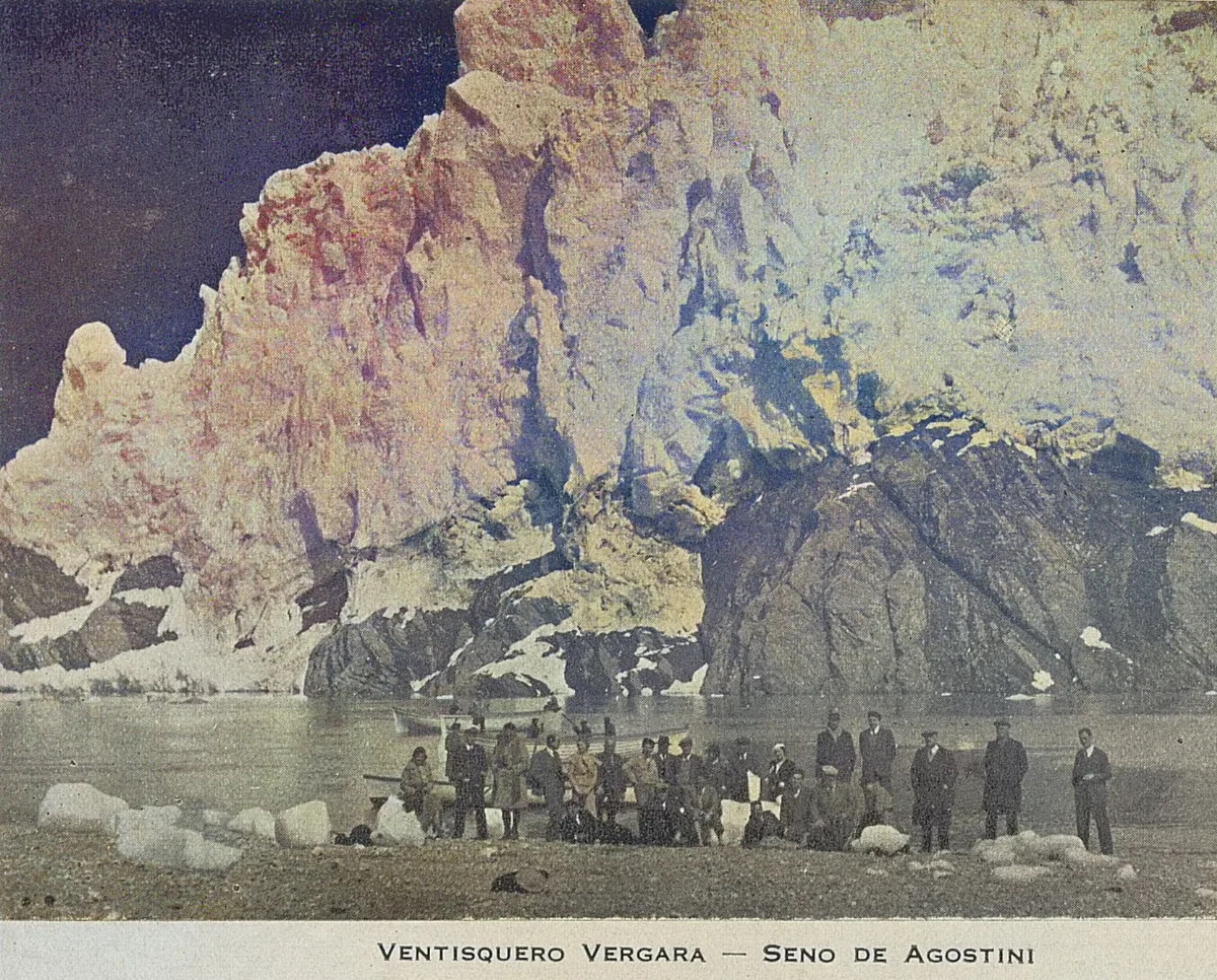 Ventisquero Vergara: Seno de Agostini, 1945 — 1945 | Chile de Ayer
