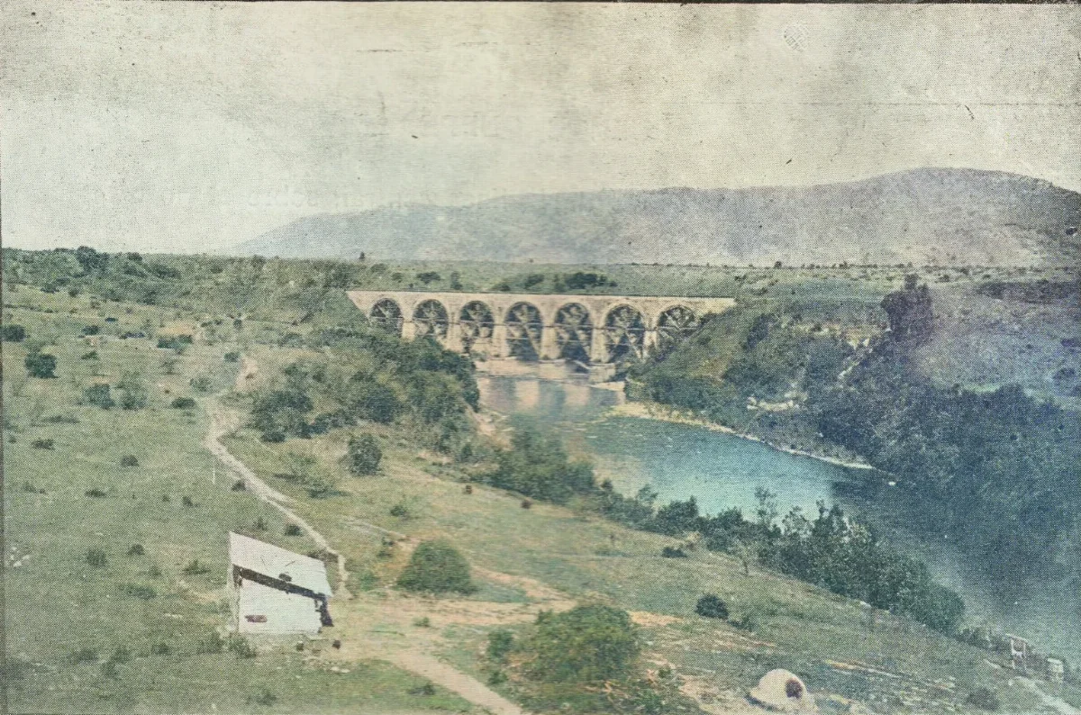 Antiguo puente sobre el río Claro, circa 1929 — aprox. 1929 | Chile de Ayer