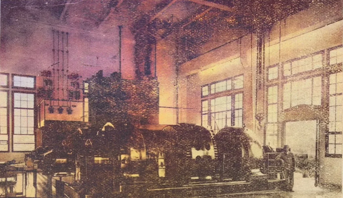 Subestación del servicio eléctrico, grupo de motores, circa 1929 — aprox. 1929 | Chile de Ayer