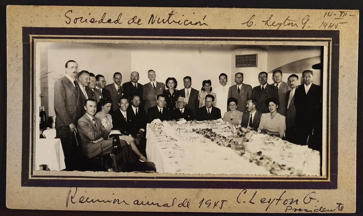 Reunion anual de la Sociedad de Nutrición 14 de diciembre del año 1945 — aprox. 1945 | Chile de Ayer