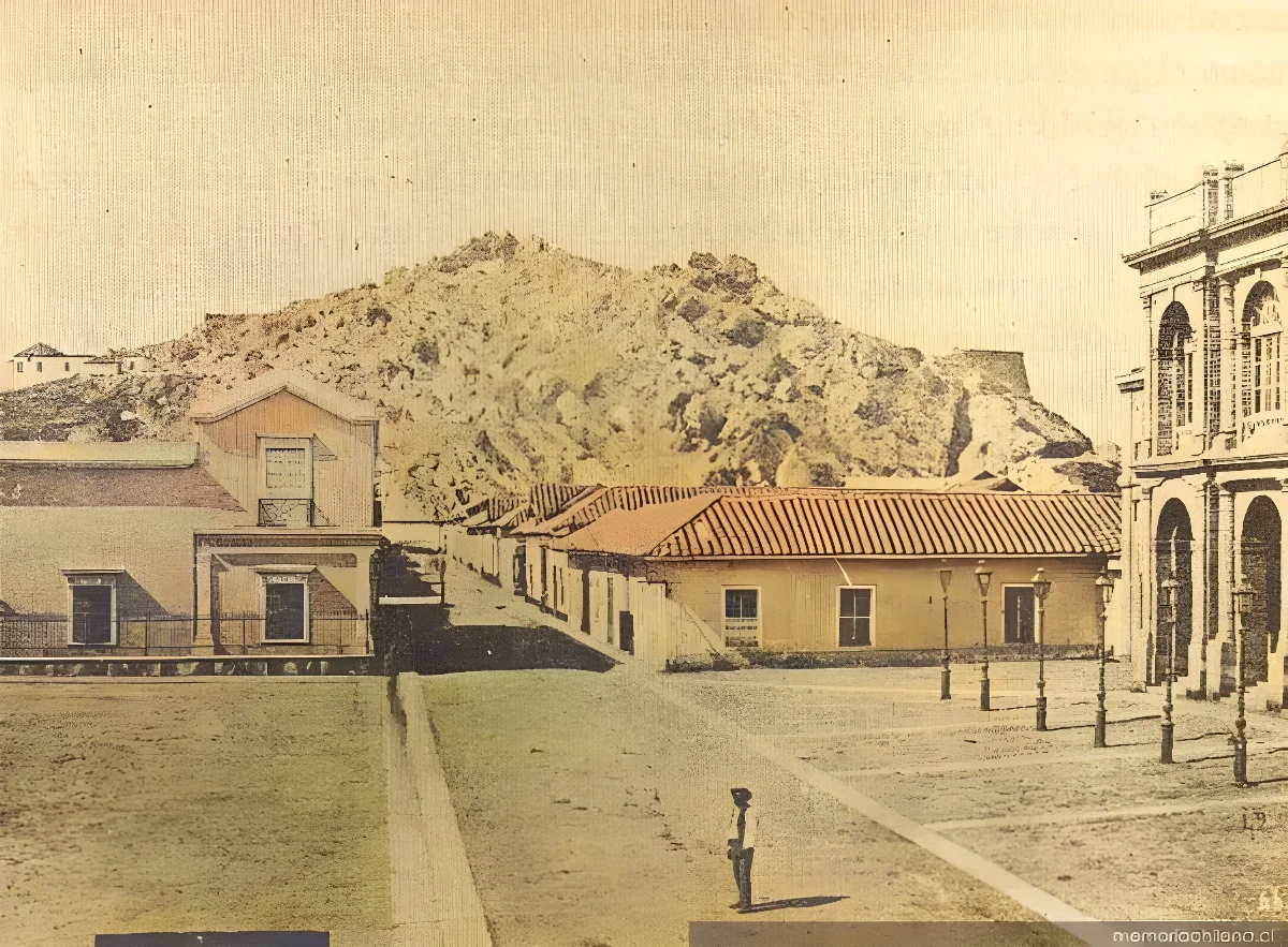 Vista del Cerro Santa Lucía antes de su remodelación — 1870 | Chile de Ayer