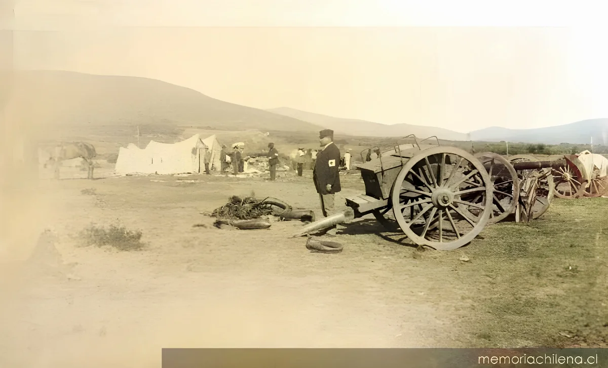 Campamento militar horas antes de la Batalla de Concón, 1891 — 1891 | Chile de Ayer