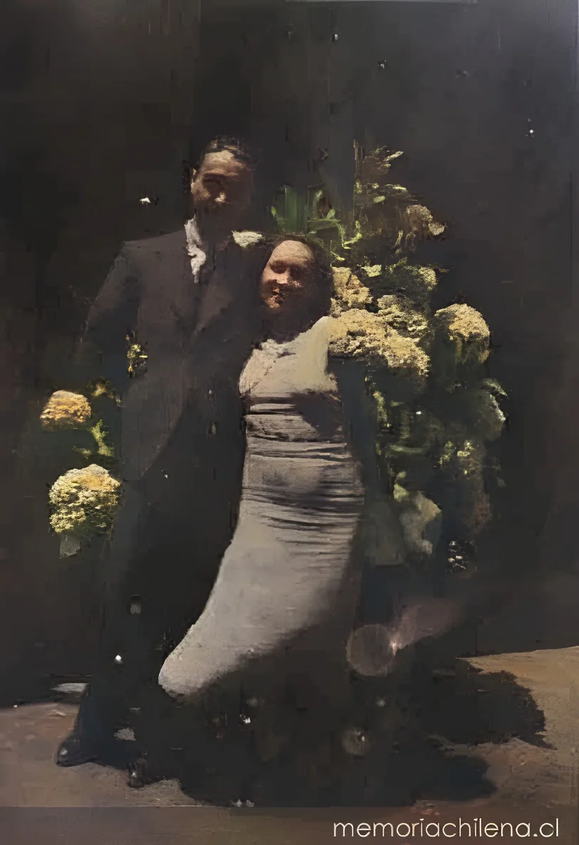 Óscar Castro junto a su esposa Isolda Pradel, hacia 1940 — 1940 | Chile de Ayer