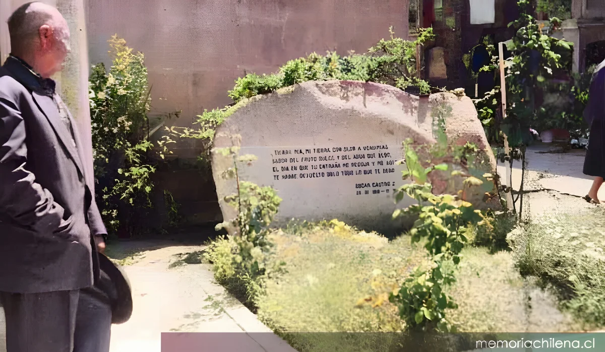 Tumba de Óscar Castro en el cementerio de Rancagua, hacia 1947 — 1947 | Chile de Ayer