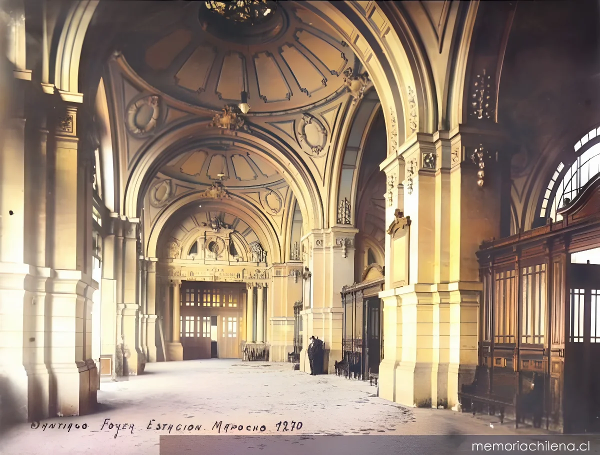 Hall de la Estación Mapocho, inaugurada en 1912 — 1912 | Chile de Ayer