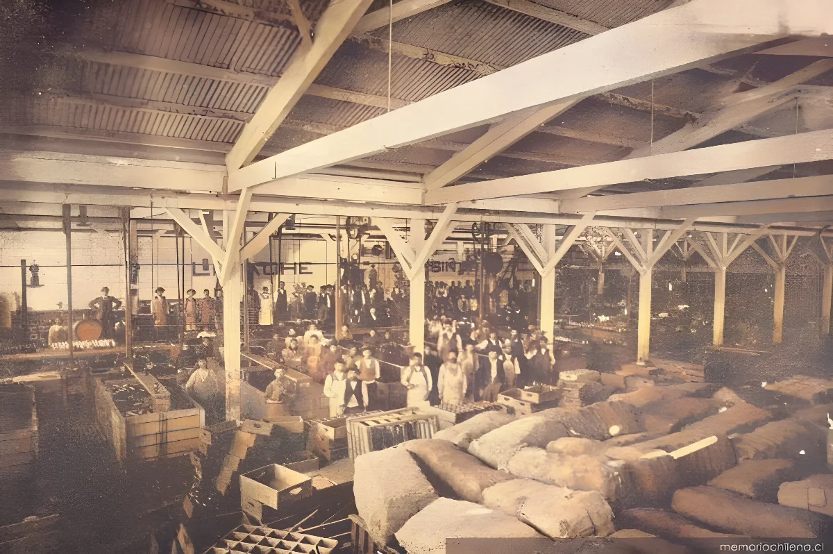 Compañía Cervecerías Unidas: taller de embotelladura y pasteurización, Santiago, 1902 — 1902 | Chile de Ayer