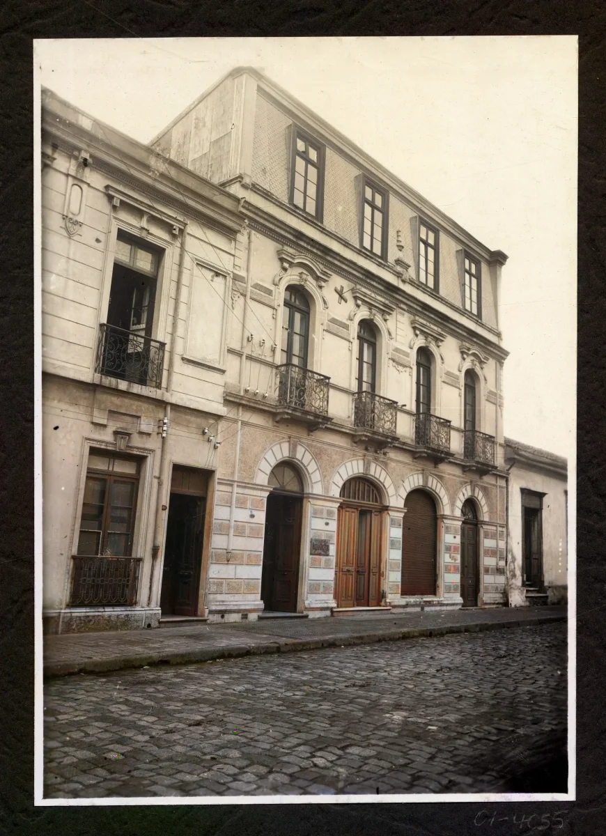 Fachada del Museo de Concepción, hacia 1930 — 1930 | Chile de Ayer