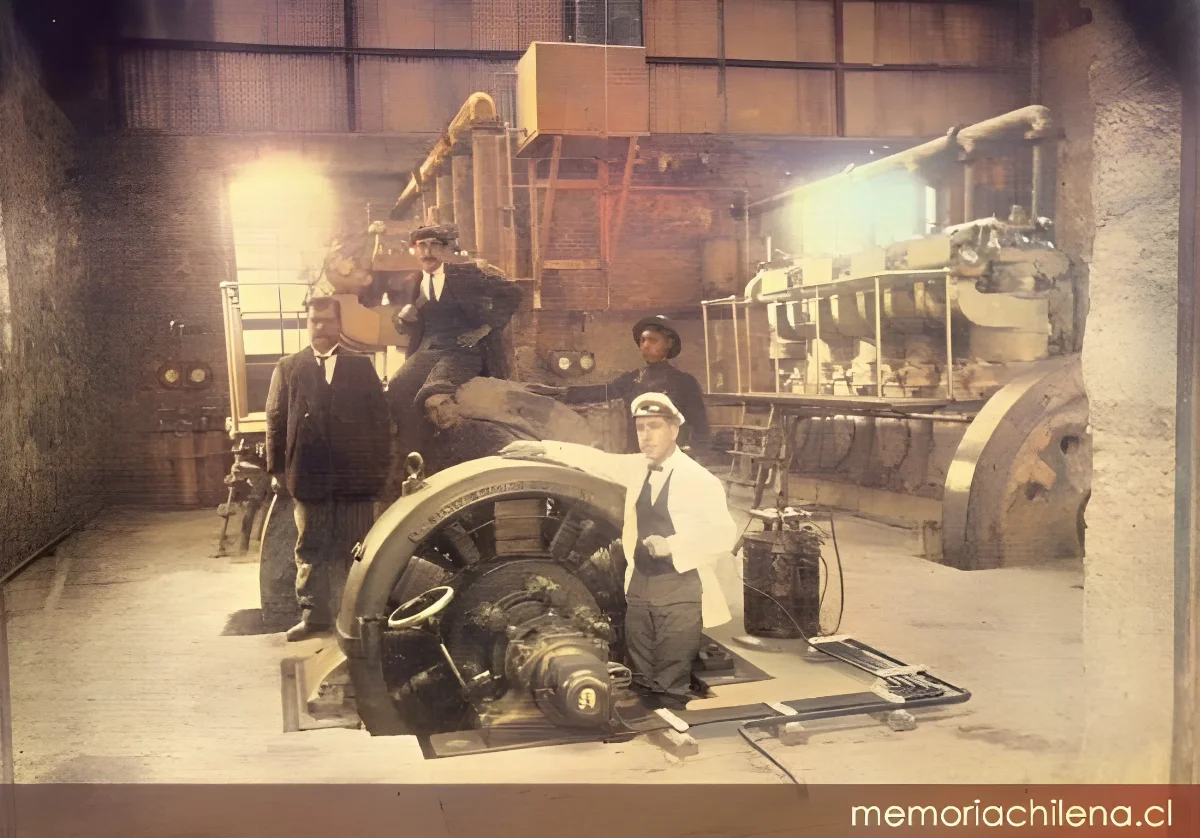 Ferrocarril de Arica a La Paz: central de fuerza en Viacha, hacia 1913 — 1913 | Chile de Ayer