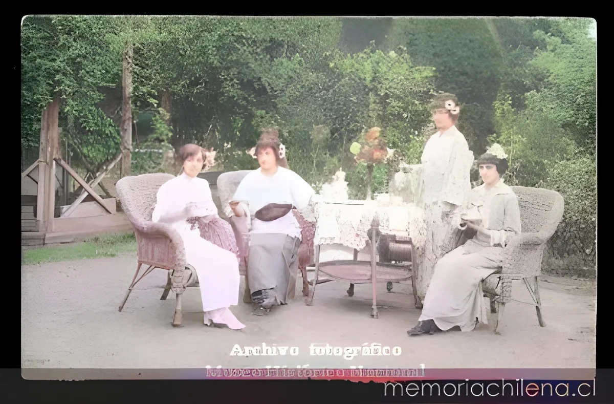 Mujeres — 1914 | Chile de Ayer