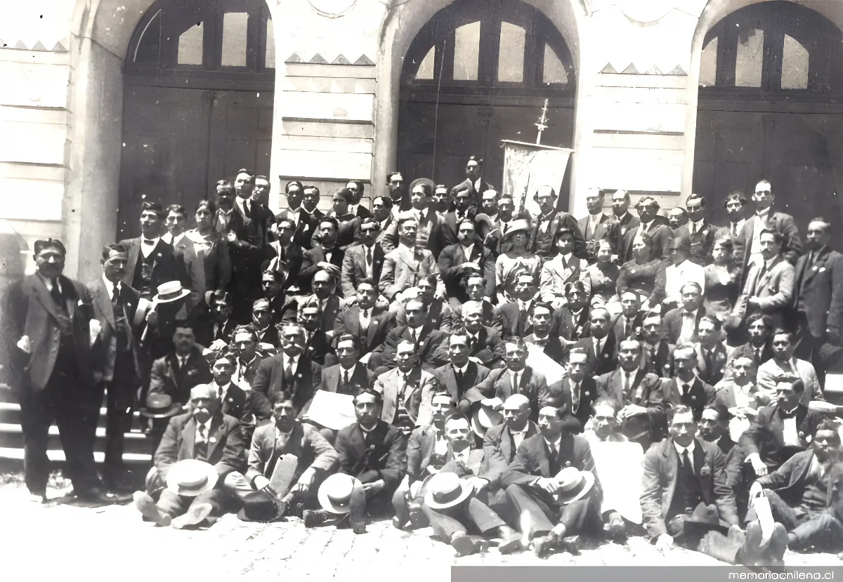 Delegados del Partido Obrero Socialista al Congreso de la Federación Obrera de Chile, 1919 — 1919 | Chile de Ayer