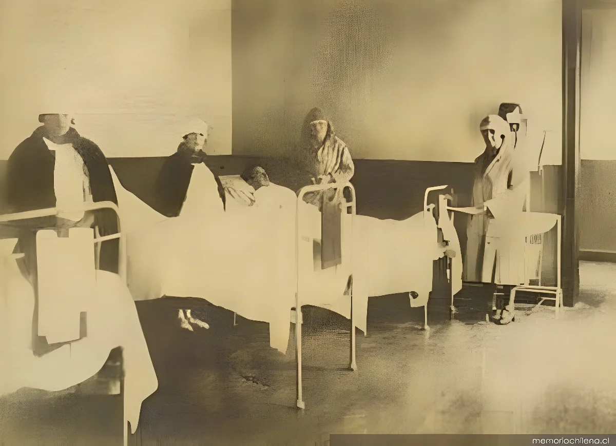 Visitadoras sociales recogen los datos de enfermos, hacia 1928 — 1928 | Chile de Ayer