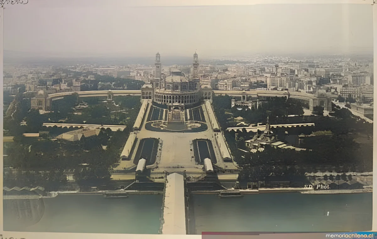 Jardín y Palacio del Trocadero, ubicados frente a la Torre Eiffel, 1889 — 1889 | Chile de Ayer
