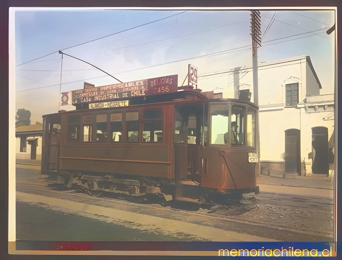 Tranvía eléctrico en Santiago, 1929 — 1929 | Chile de Ayer