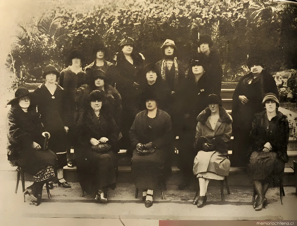 Sociedad de " — 1926 | Chile de Ayer