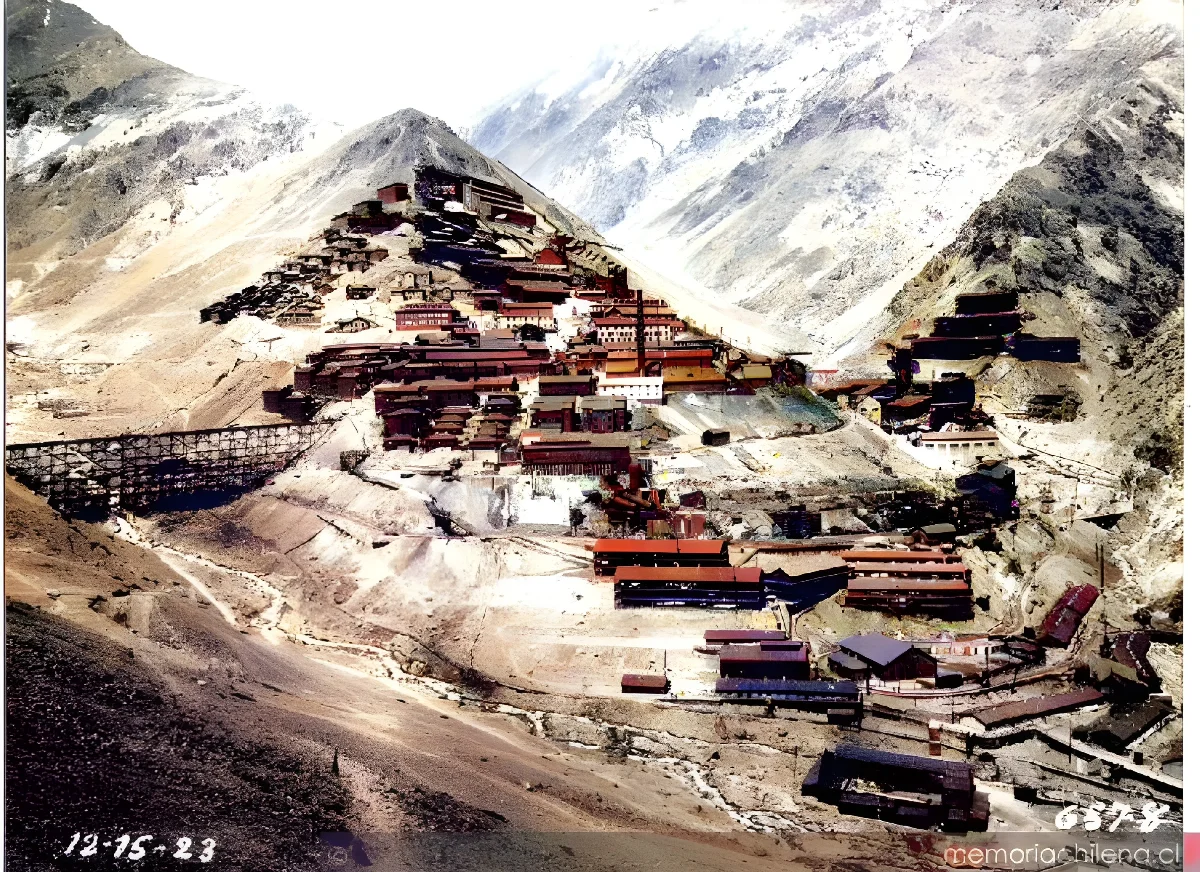 La ciudad de las escaleras : Sewell, 1923 — 1923 | Chile de Ayer