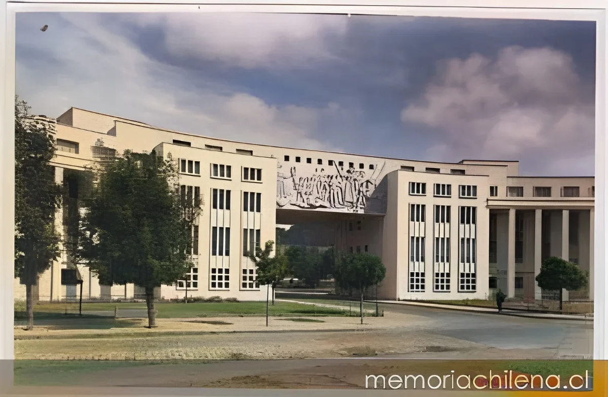 Universidad de Concepción — 1940 | Chile de Ayer