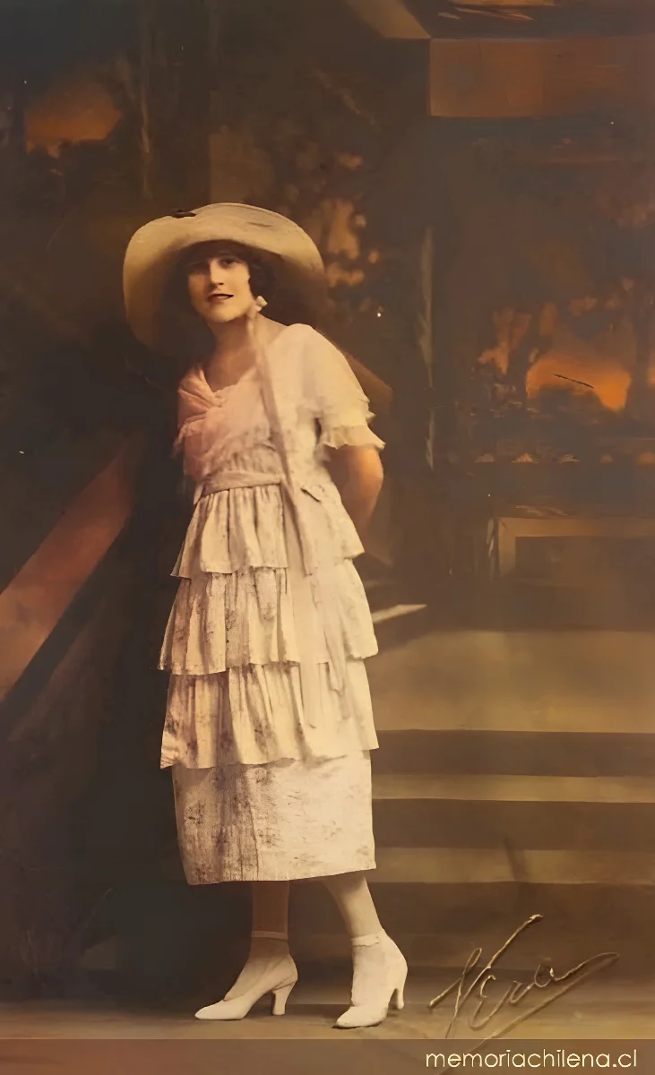 Magdalena Petit, hacia 1930 — 1930 | Chile de Ayer