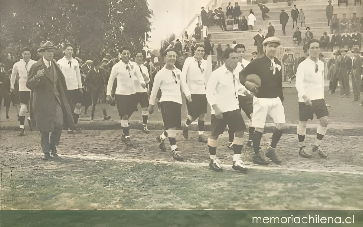 Colo-Colo F.C., hacia 1925 — 1925 | Chile de Ayer