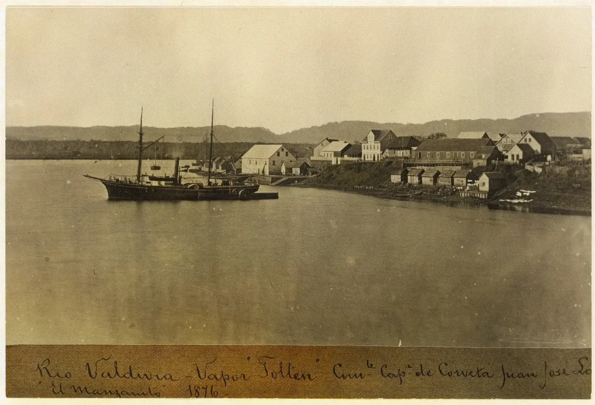 Vapor Toltén en el Río Valdivia — 1876 | Chile de Ayer