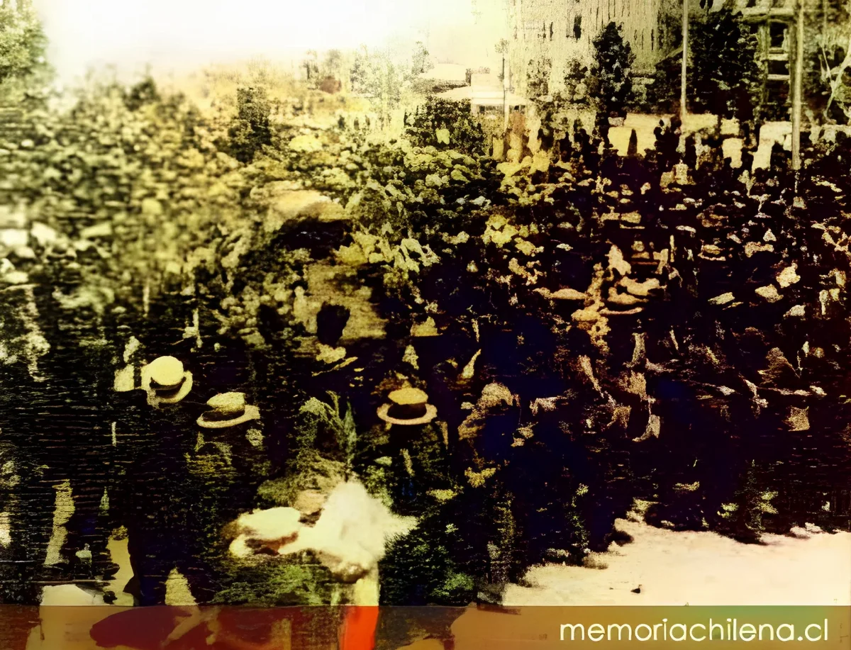 Concentración obrera, hacia 1910 — 1910 | Chile de Ayer