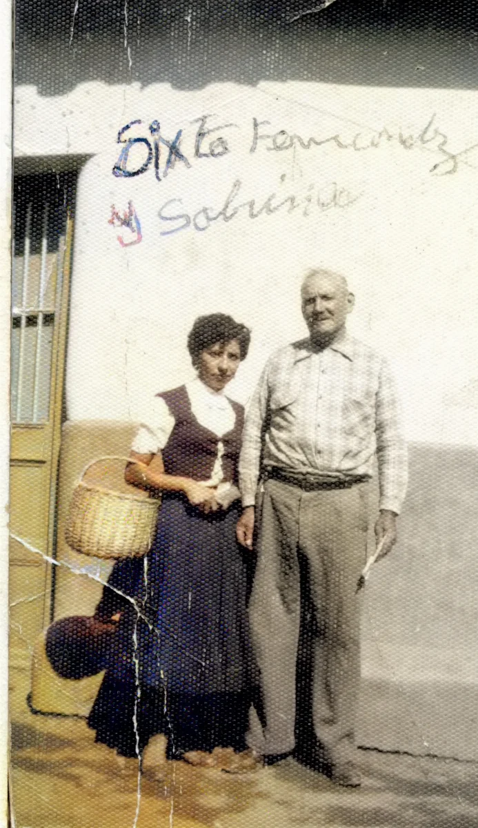Sixto Fernandez y Sobrina — Pocuro — 1952 | Chile de Ayer
