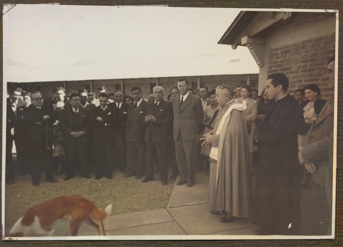 Actividad de bendición del Complejo para trabajadores de la Hacienda San Vicente — Calle Larga — 1953 | Chile de Ayer