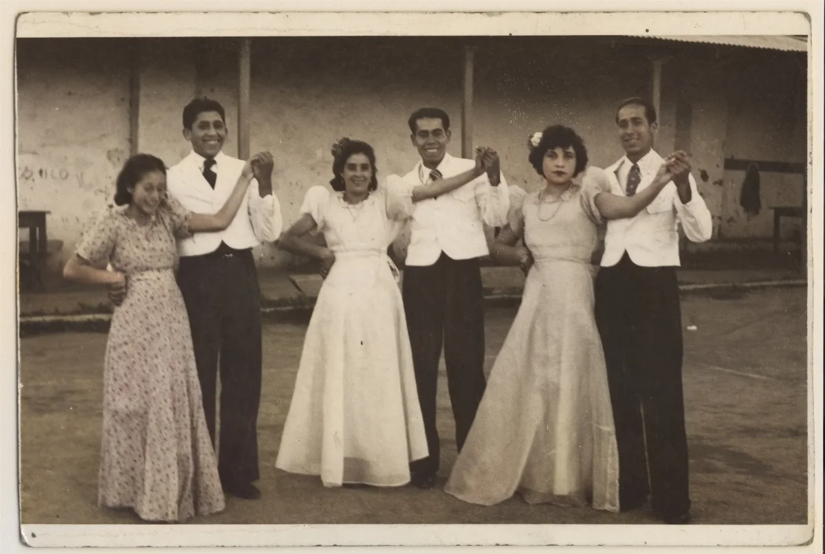 Baile de Fiestas Primaverales — Calle Larga — 1944 | Chile de Ayer