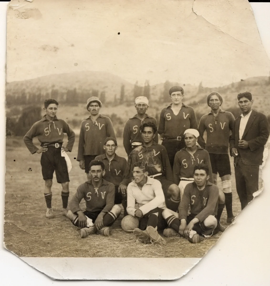 Equipo de futbol San Vicente — Calle Larga — 1930 | Chile de Ayer