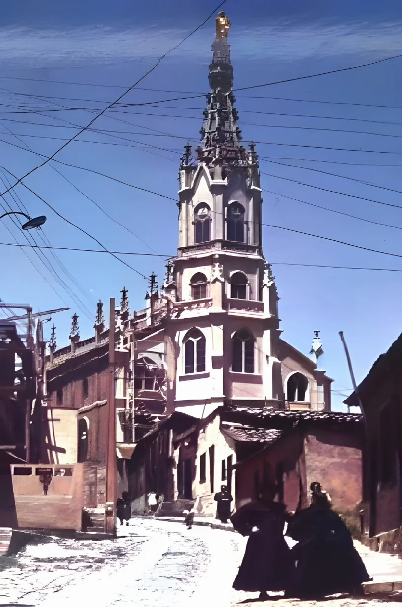 Iglesia de los Carmelitas, hoy parroquia Nuestra Señora del Carmen de la diócesis de Valparaíso — aprox. 1890–1930 | Chile de Ayer