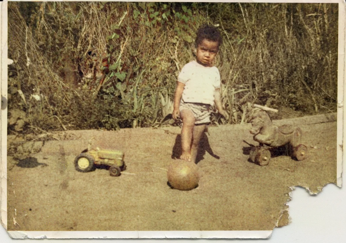 Niño Alejandro Muñóz Saliinas — Calle Larga — 1979 | Chile de Ayer